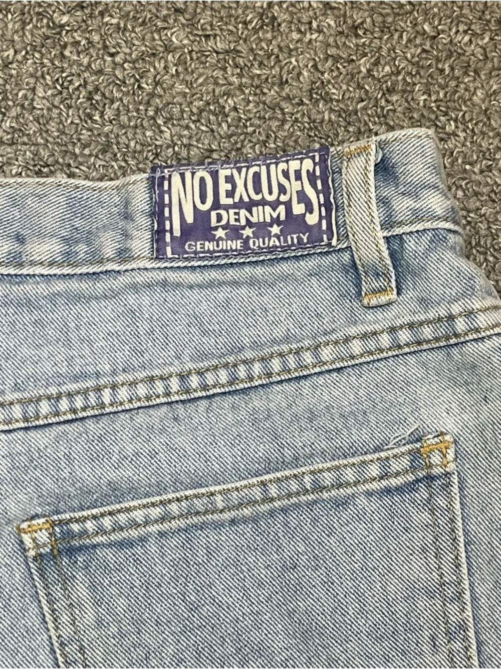 Vintage NO EXCUSES High Rise Denim Jean Mom Shorts Womens Size 13/14 Blue